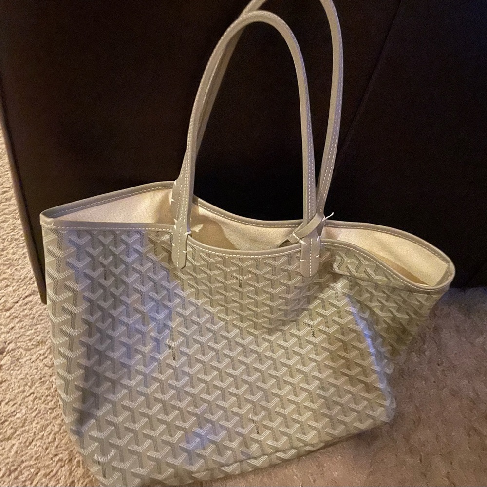 Goyard tote